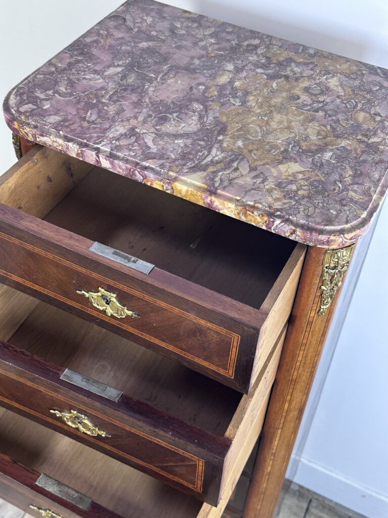 Brocante De La Ferme