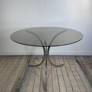 Table ronde en métal et verre fumé vintage 1970