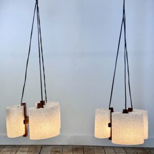 Lustre scandinave en teck et perspex vintage 1960