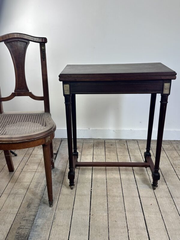 Table d'appoint / table à jeux de style Louis XVI fin XIXeme – Image 11