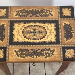Alternative view of Table à rangement à musique en marqueterie