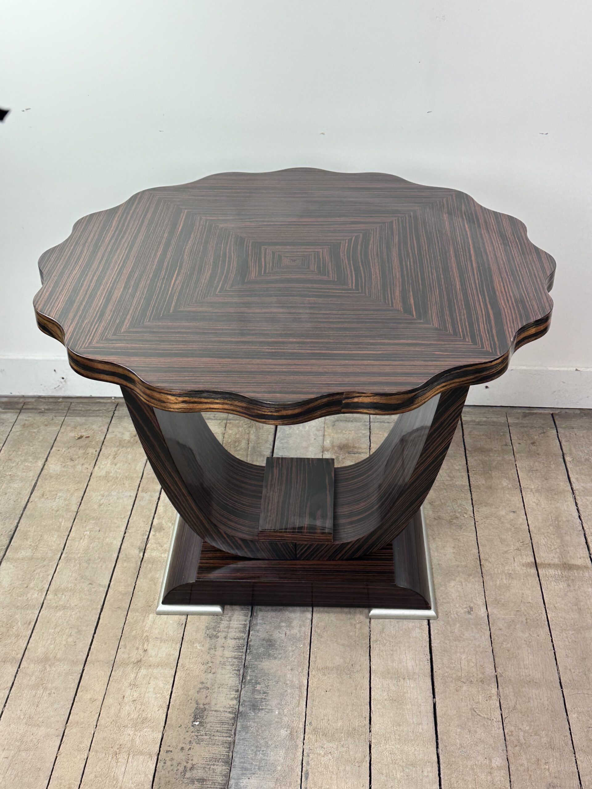 Table guéridon époque Art Déco en Ebène de Macassar 1930 – Image 9