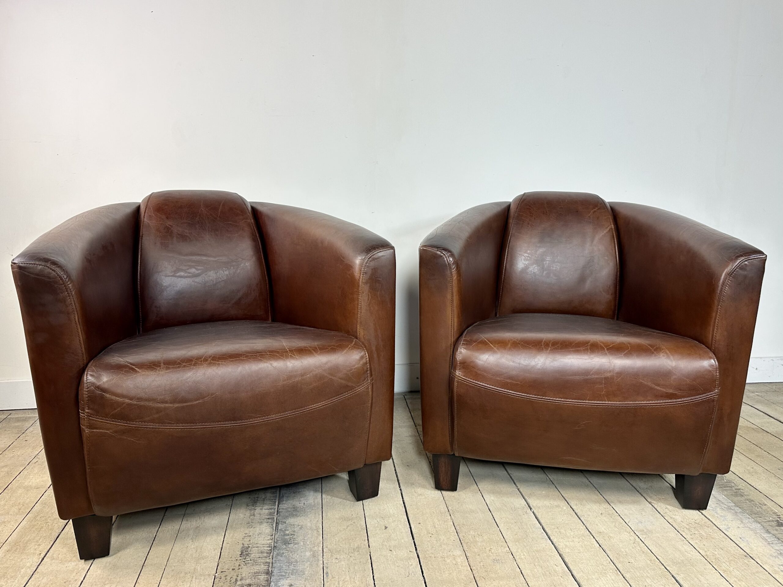 Fauteuils (la paire) Club Havane en cuir patiné – Image 12