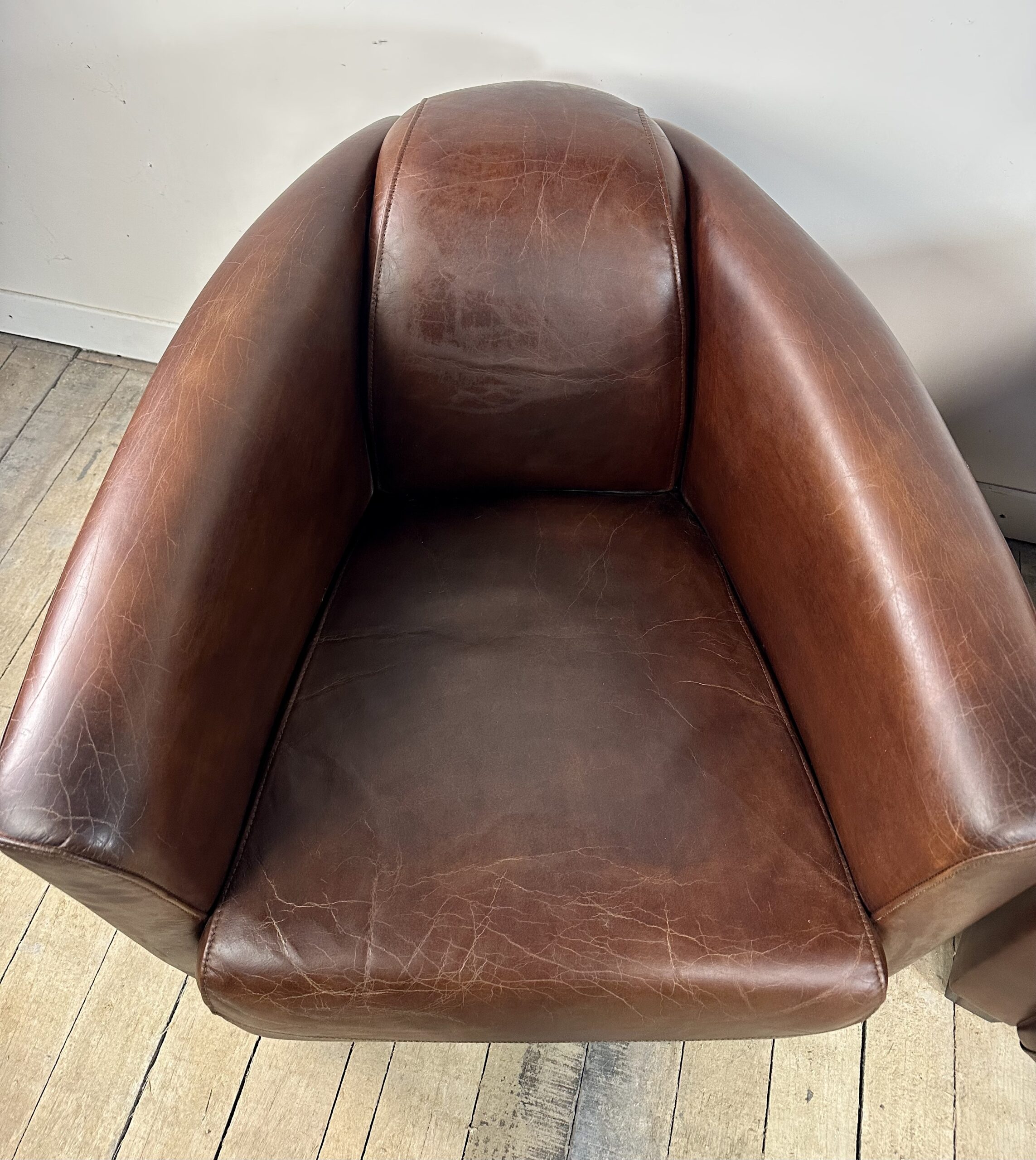 Fauteuils (la paire) Club Havane en cuir patiné – Image 7