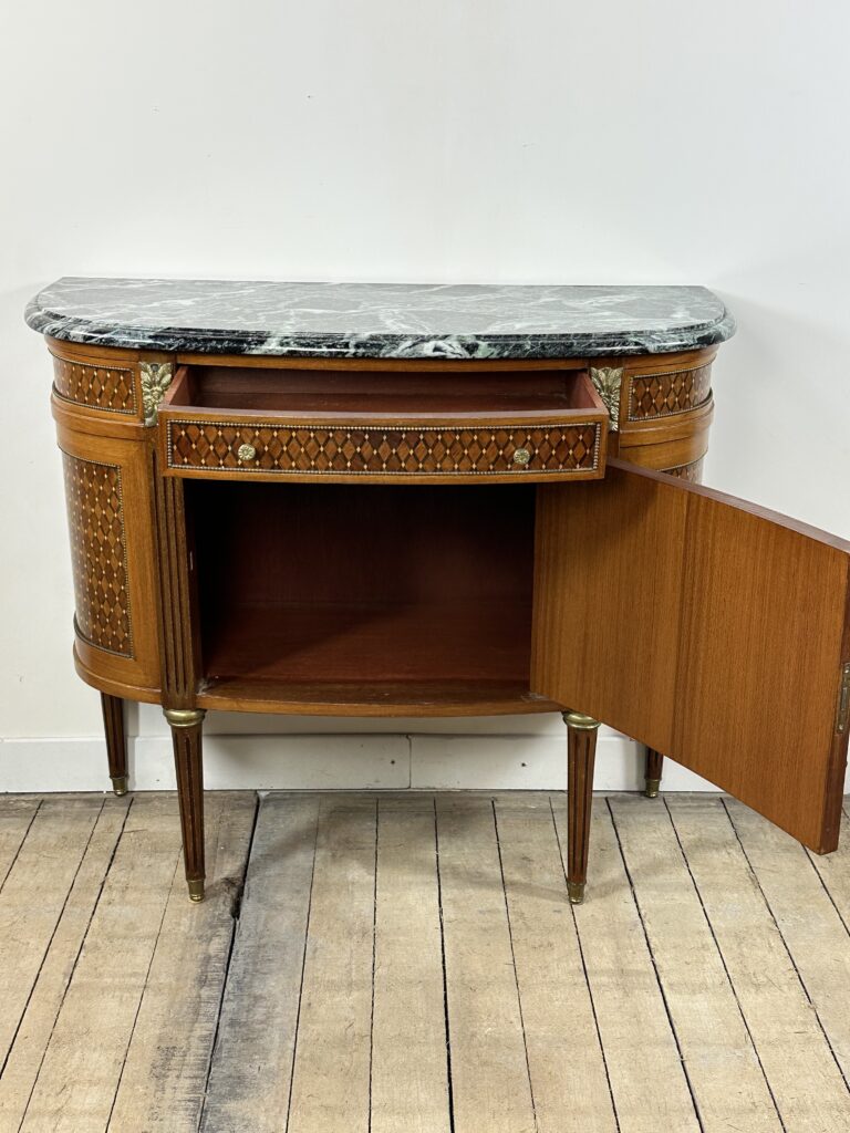 Brocante De La Ferme