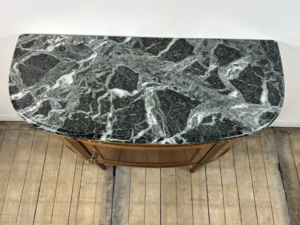 Brocante De La Ferme