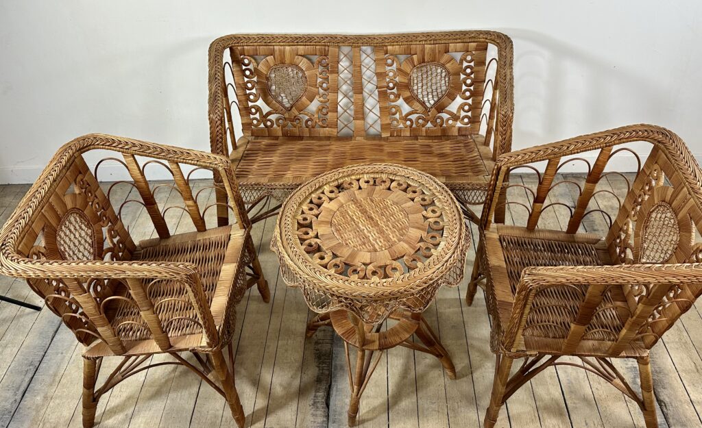 Brocante De La Ferme