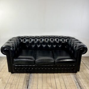 Canapé Chesterfiel en cuir noir vintage 1980