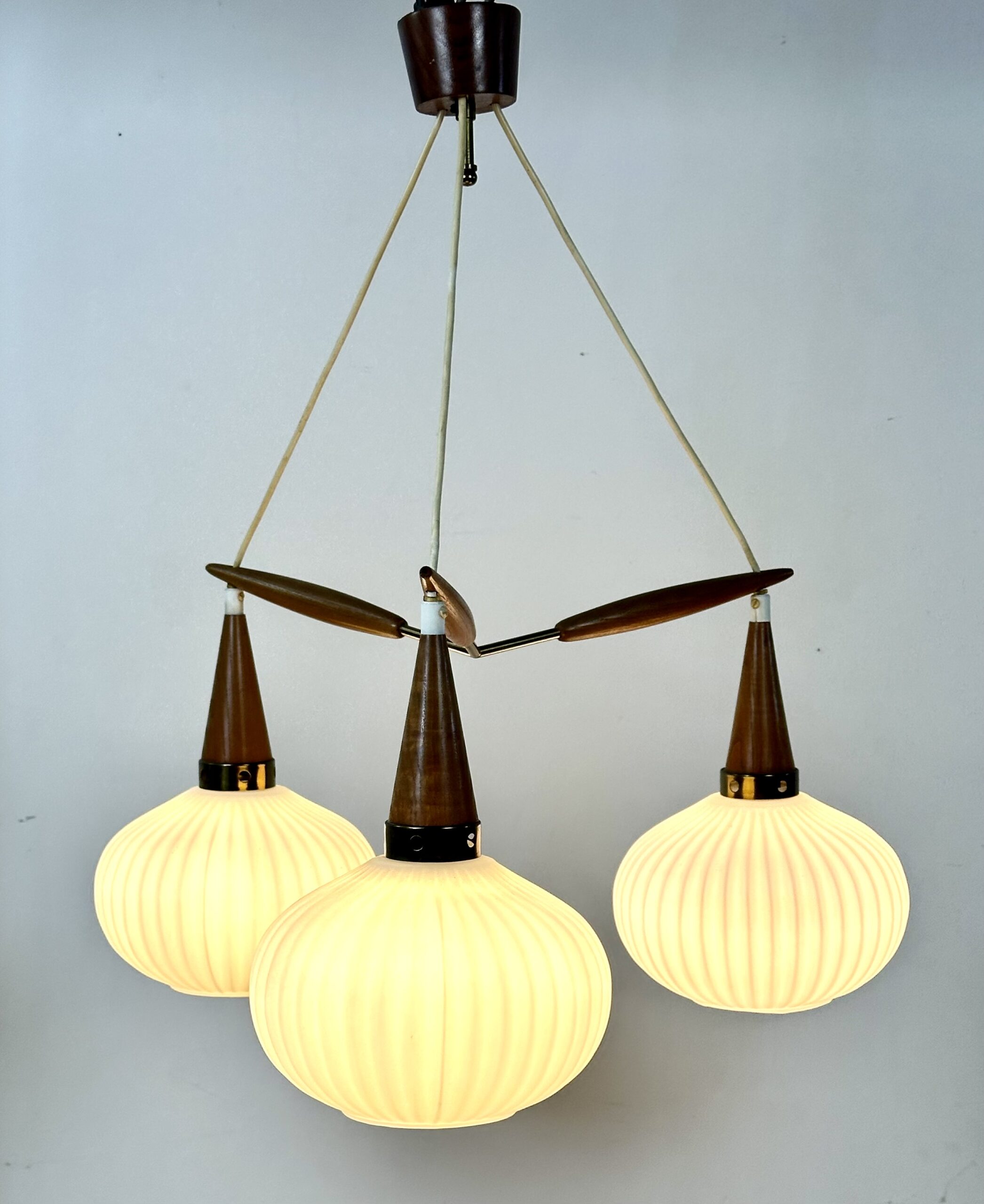 Lustre scandinave Louis Kalff vintage 1960 – Image 10
