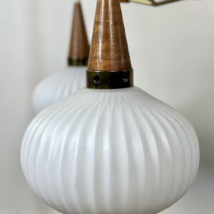 Alternative view of Lustre scandinave Louis Kalff vintage 1960