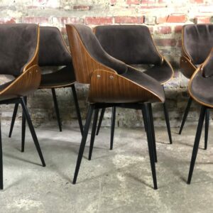 Alternative view of Chaises (lot de 6) scandinaves en bois et velours années 2000