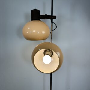 Alternative view of Lampadaire Space Age 1970