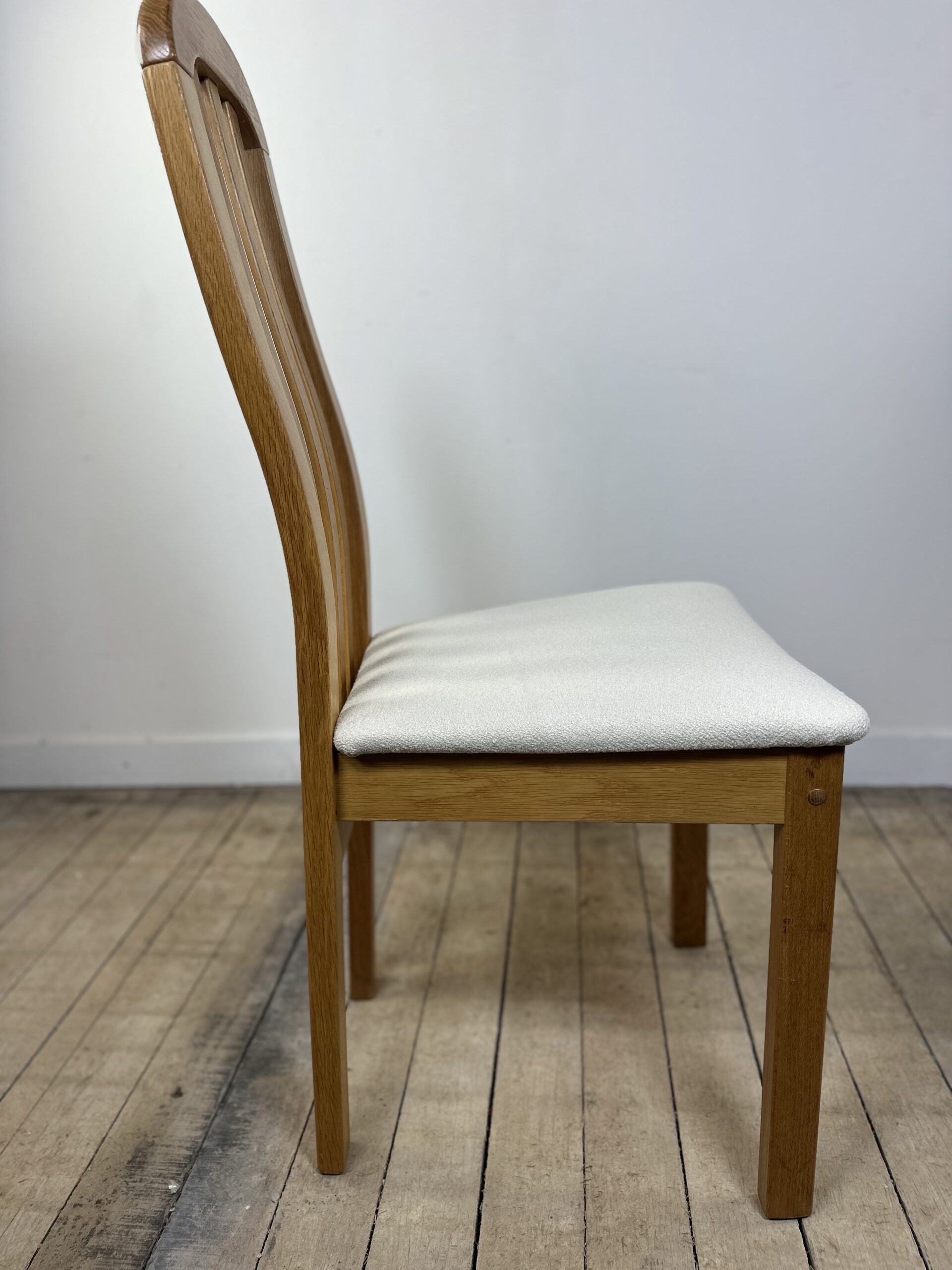 Chaises (lot de 4) en orme massif et tissu vintage 1980 – Image 10