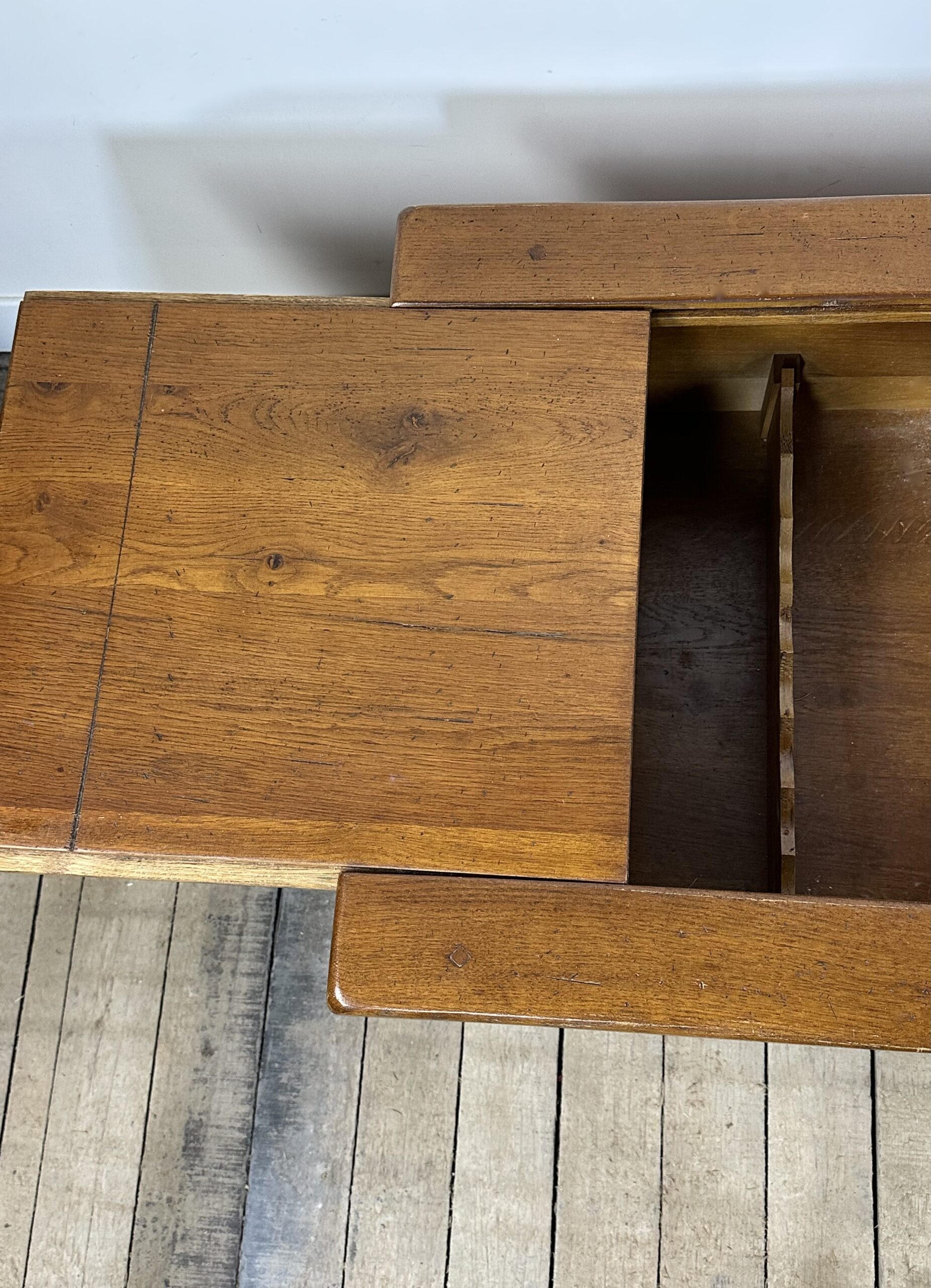 Table basse en chêne massif 1980 – Image 5