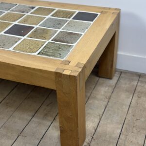 Alternative view of Table basse en orme et grès Céram Maison Regain 1970