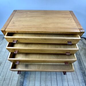 Alternative view of Commode en orme massif Maison REGAIN 1970