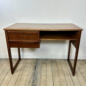 Bureau scandinave vintage 1960 en teck