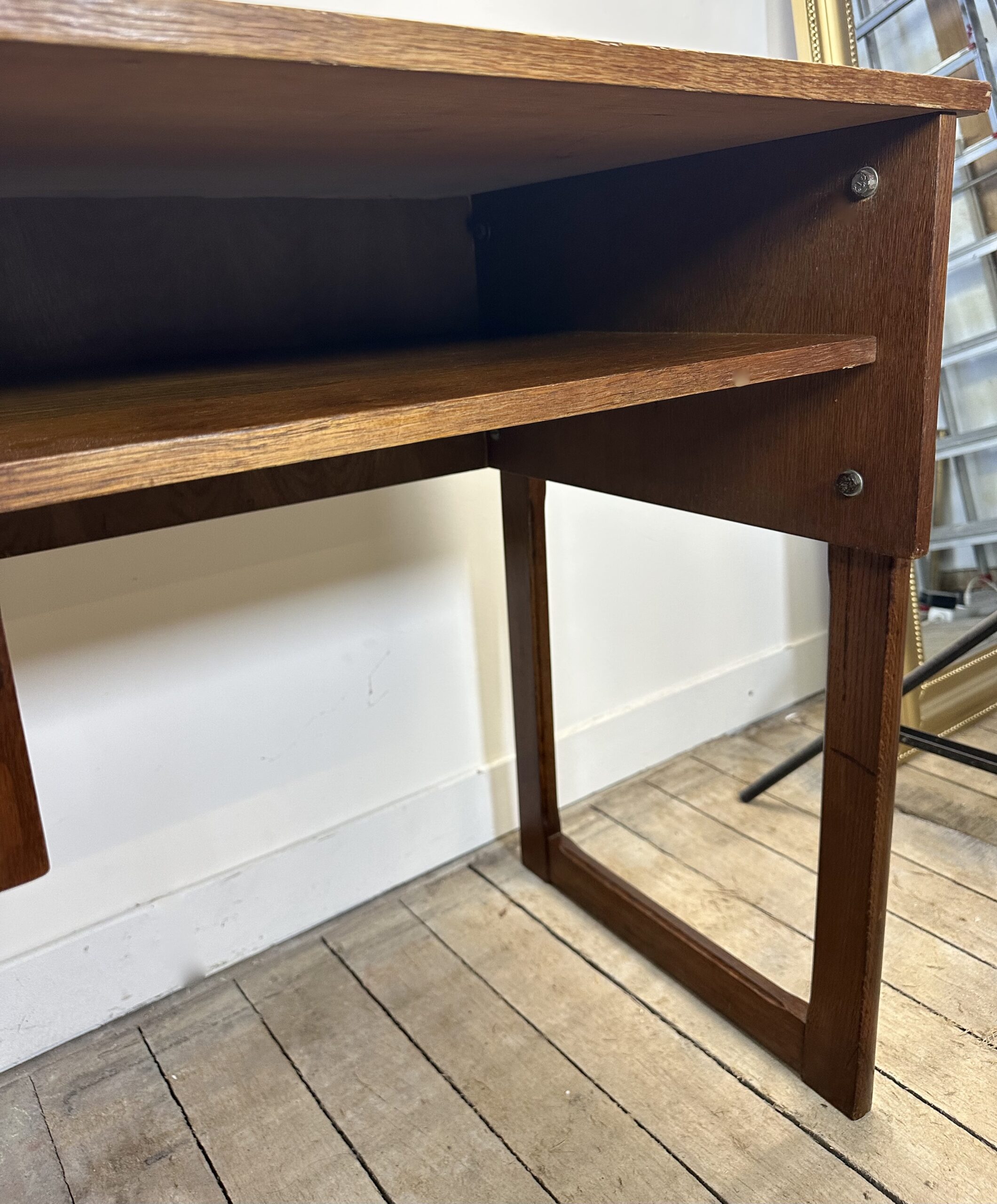 Bureau scandinave vintage 1960 en teck – Image 6