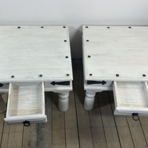 Tables basses (la paire) en bois patinée blanc et fer forgé noir 1990'S – Image 4