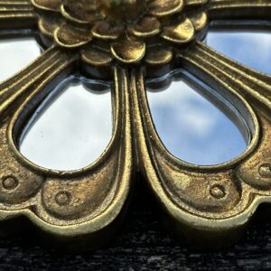 Fleur miroir 8 facettes murale en résine dorée diamètre 12 cm – Image 6