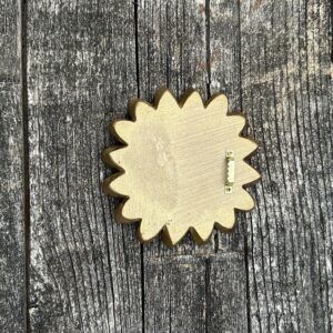Fleur murale Dahlia en résine dorée diamètre 15 cm – Image 9