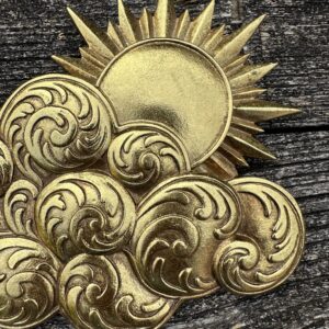 Ex-voto nuage et soleil doré – 16 × 15 cm – Image 3