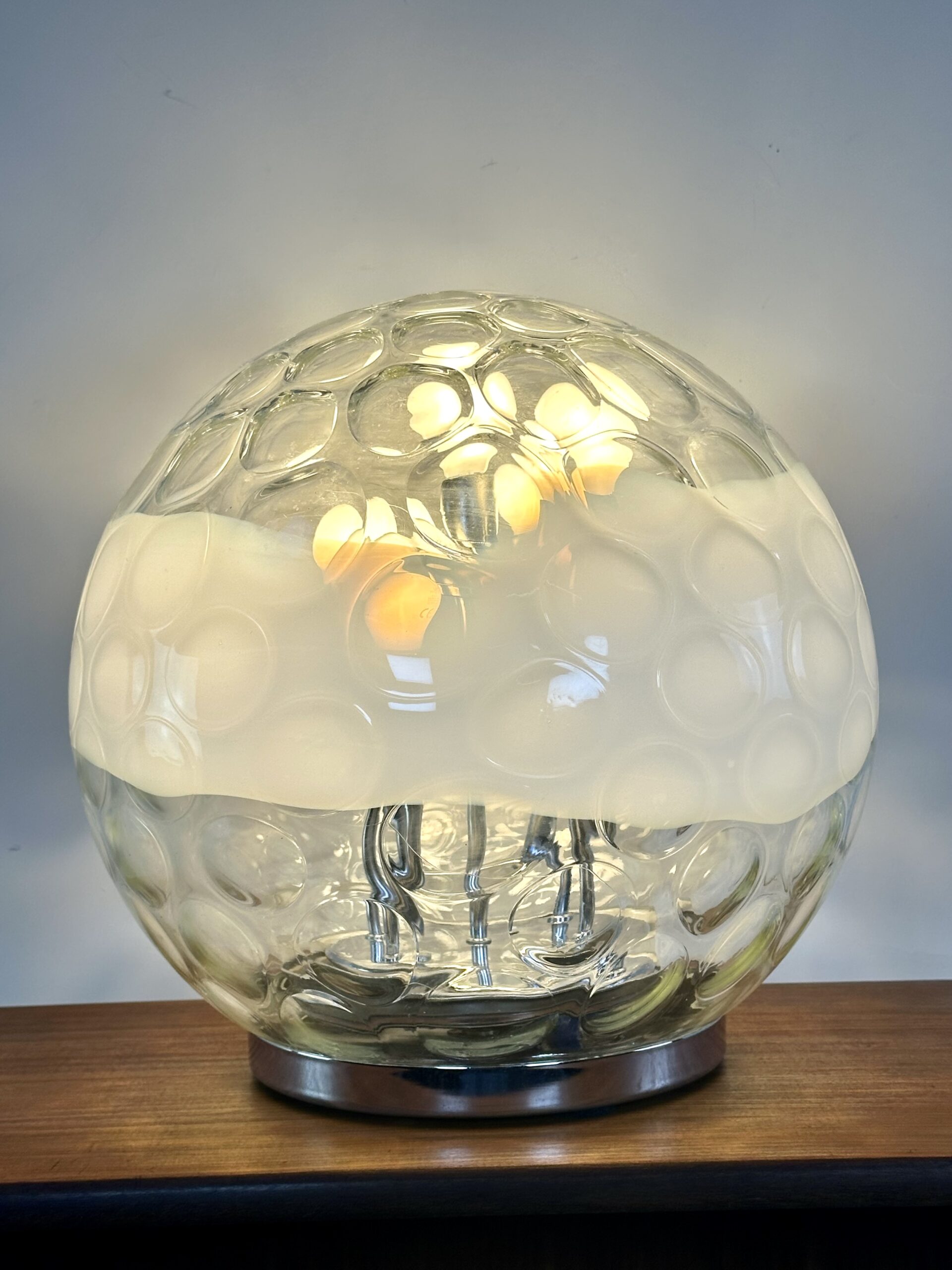 Lampe boule vintage Verre soufflé et bullé de Murano Années 1970