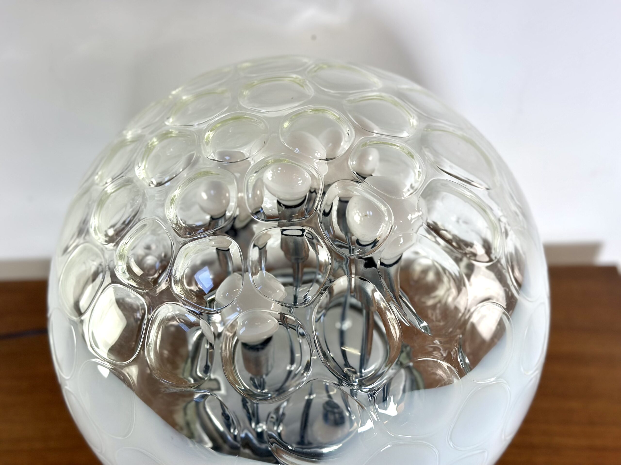 Lampe boule vintage Verre soufflé et bullé de Murano Années 1970 – Image 3