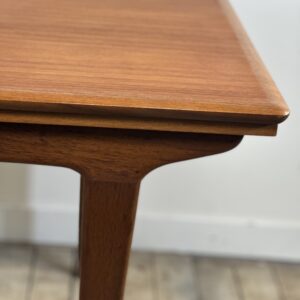 Table à manger scandinave vintage en teck 1970'S – 2 allonges intégrées – Image 3
