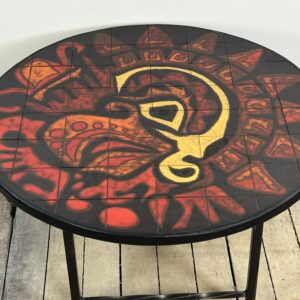 Table basse ronde vintage en céramique graphique rouge et jaune 1960'S – Image 4