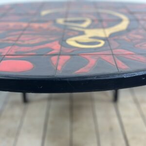 Table basse ronde vintage en céramique graphique rouge et jaune 1960'S – Image 5