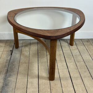 Table basse Tricester par Nathan en teck et vitré 1970